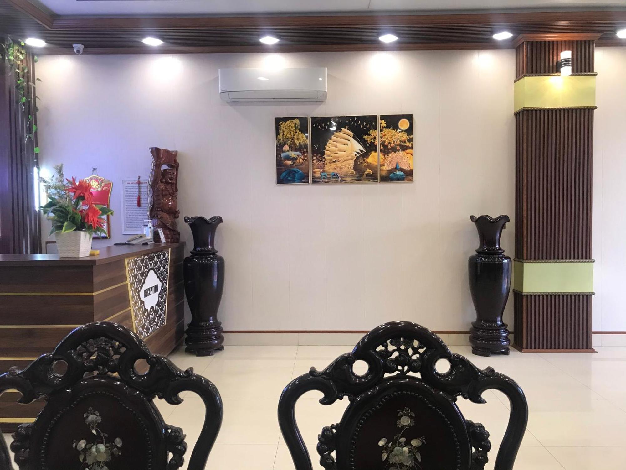 Duc Loc 2 Hotel Hue Bagian luar foto