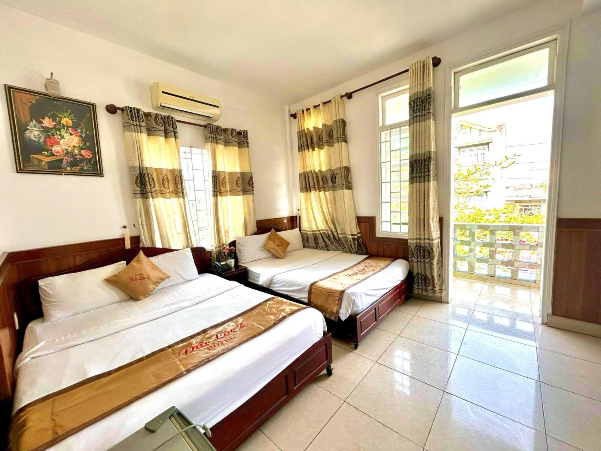 Duc Loc 2 Hotel Hue Bagian luar foto